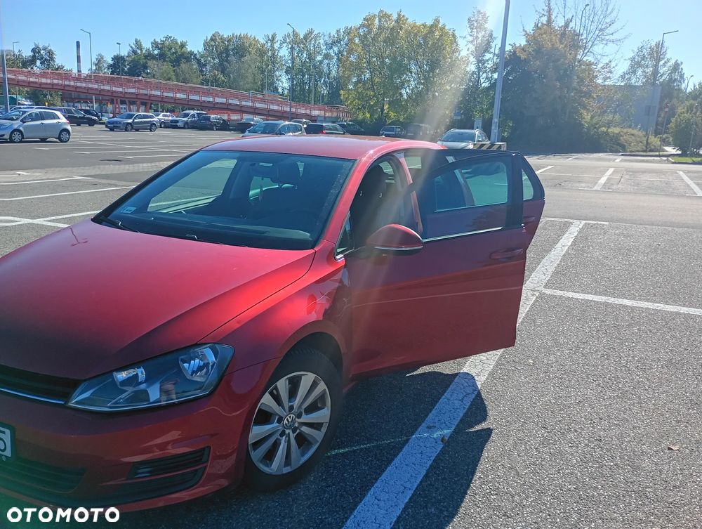 Volkswagen Golf 1.2 TSI BMT Comfortline - 25
