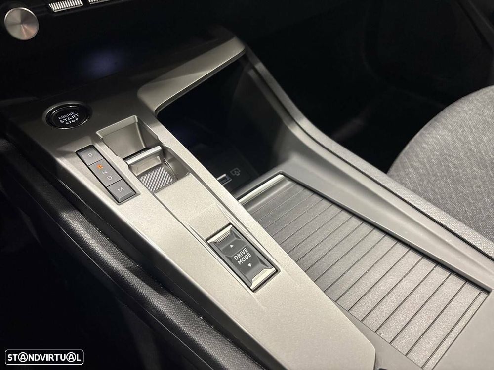 Peugeot 308 1.2 Hybrid Style e-DCS6 - 18