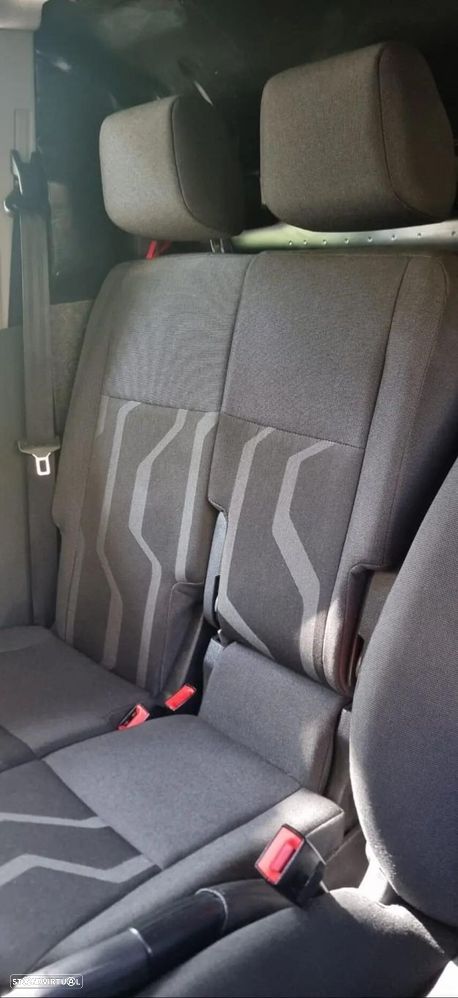 Ford Transit Connect L2 3 Lugares - 28