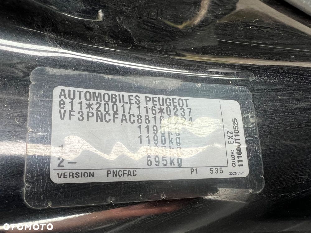 Peugeot 107 70 Urban Move - 14