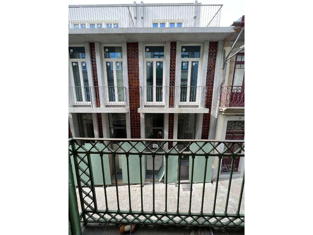 Prédio para reabilitação | 4 Pisos | 6 apartamentos | Loja | Cedofe... - Grande imagem: 3/20