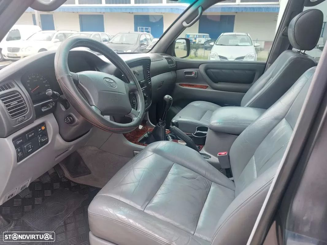 Toyota Land Cruiser SW 4.2 TDi - 15