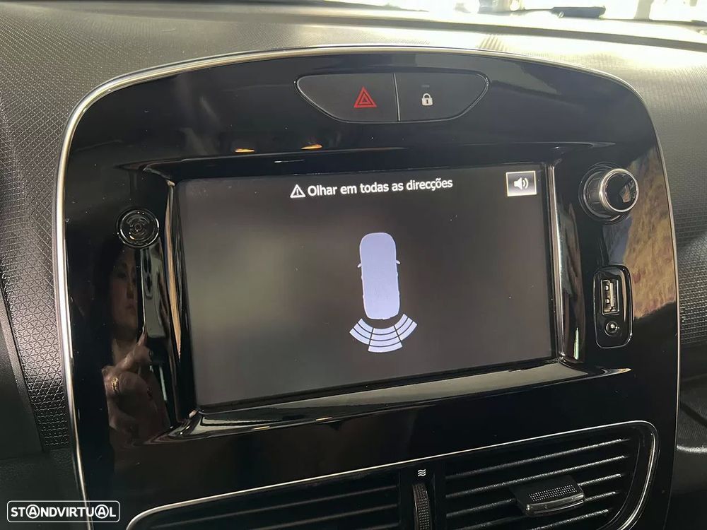 Renault Clio 0.9 TCe Limited Bi-Fuel - 13