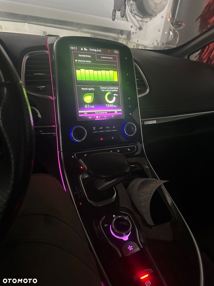 Renault Espace 1.6 dCi Energy Initiale Paris EDC 7os - 17