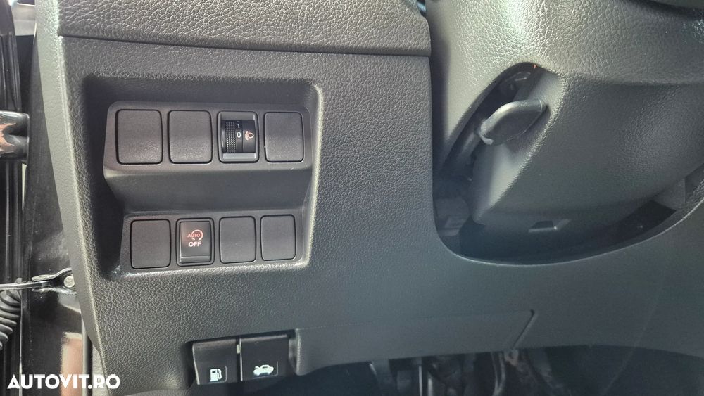 Nissan Qashqai 1.5 DCI N-CONNECTA - 12