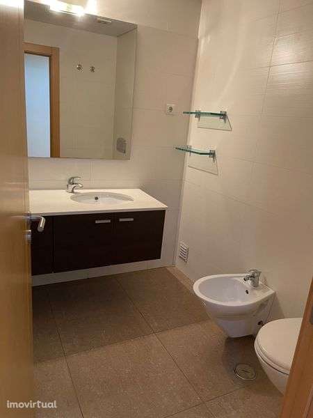 Apartamento T2 mobiliado - Grande imagem: 4/8