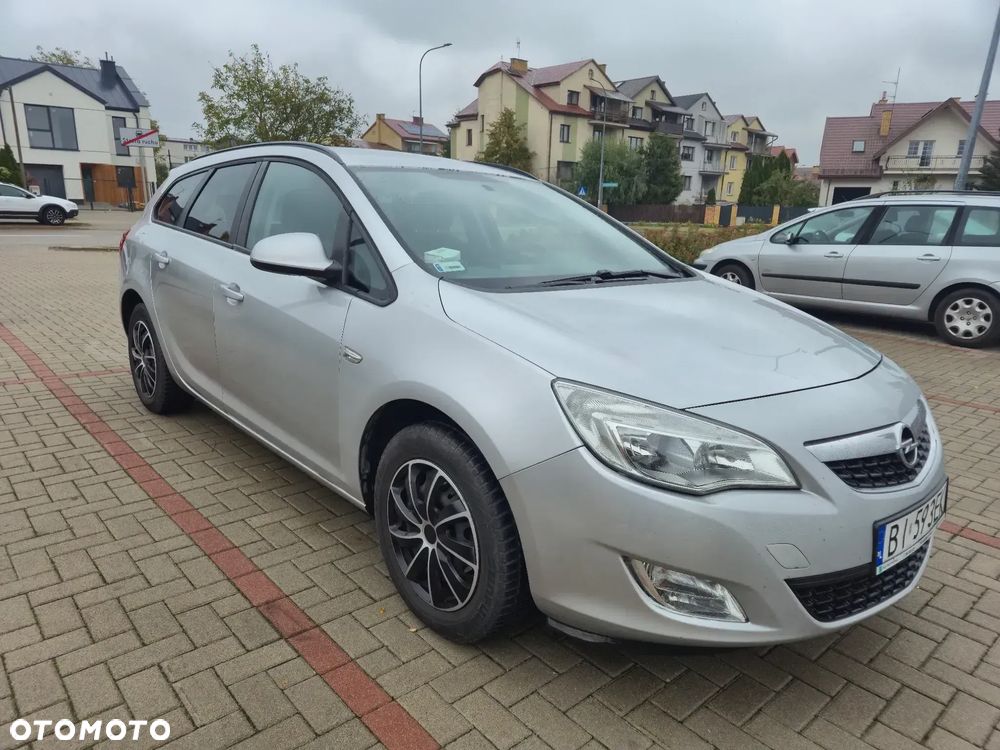 Opel Astra - 1
