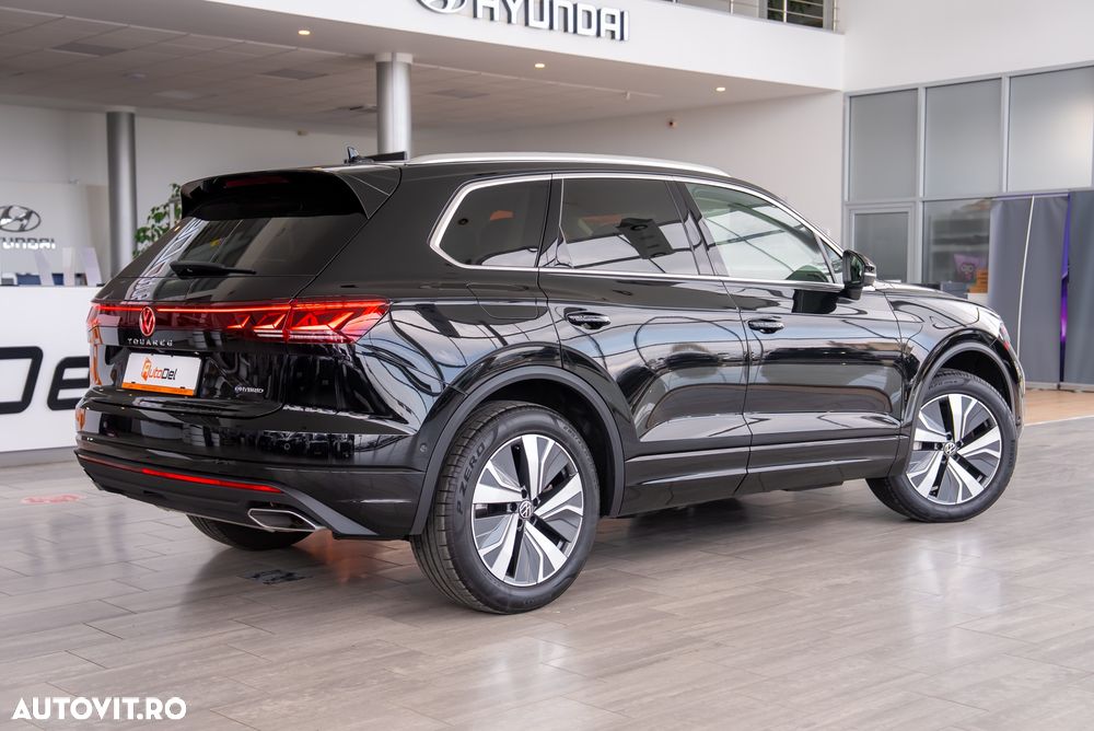 Volkswagen Touareg 3.0 V6 e-Hybrid 4Motion Aut. Elegance - 12