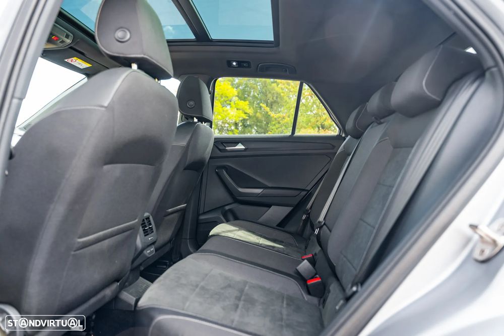 VW T-Roc 2.0 TDI R-Line DSG - 18