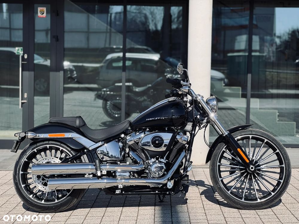 Harley-Davidson Softail Breakout - 2