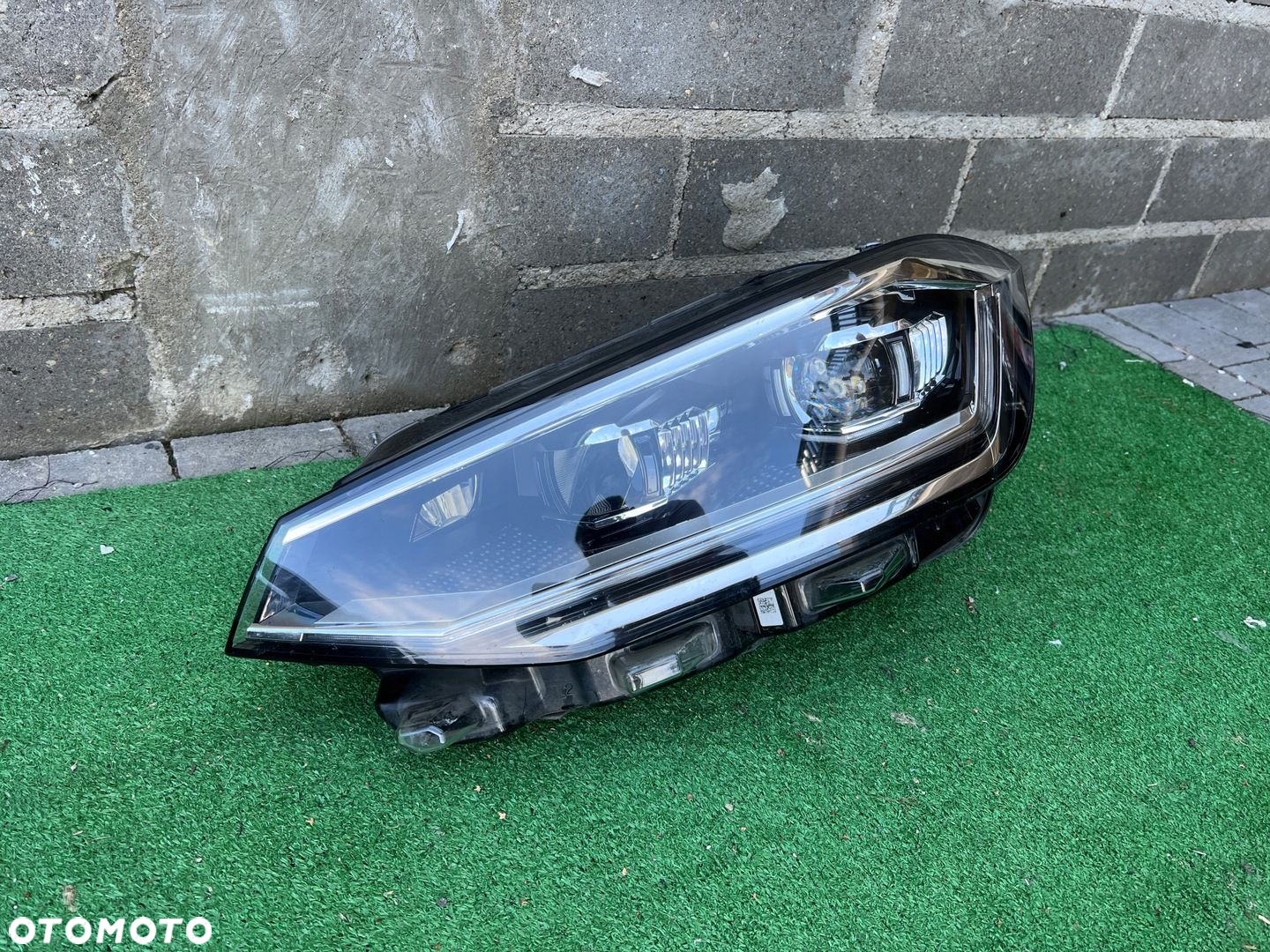 VW GOLF SPORTSVAN LIFT 517941035 FULL LED LAMPA LEWA PRZEDNIA - 3