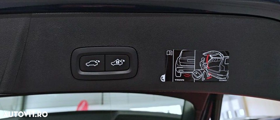 Volvo XC 40 T4 Recharge DKG Inscription Expression - 19
