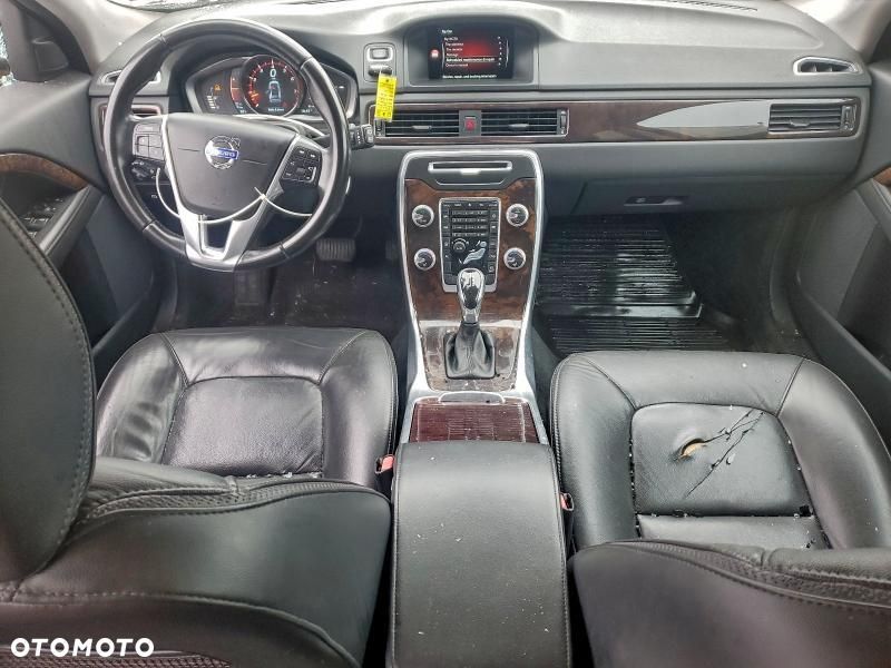 Volvo XC 70 - 3