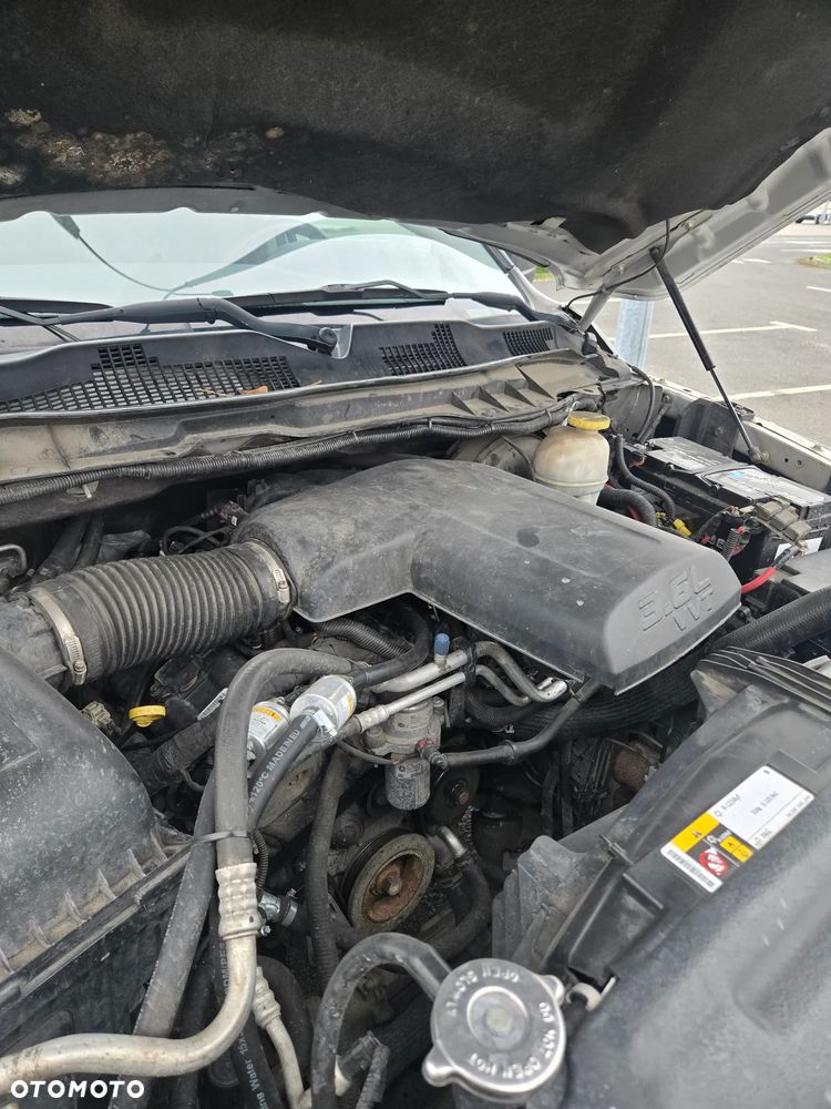 RAM 1500 - 9