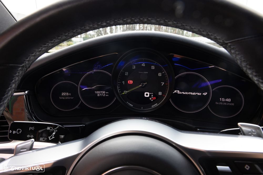 Porsche Panamera - 8