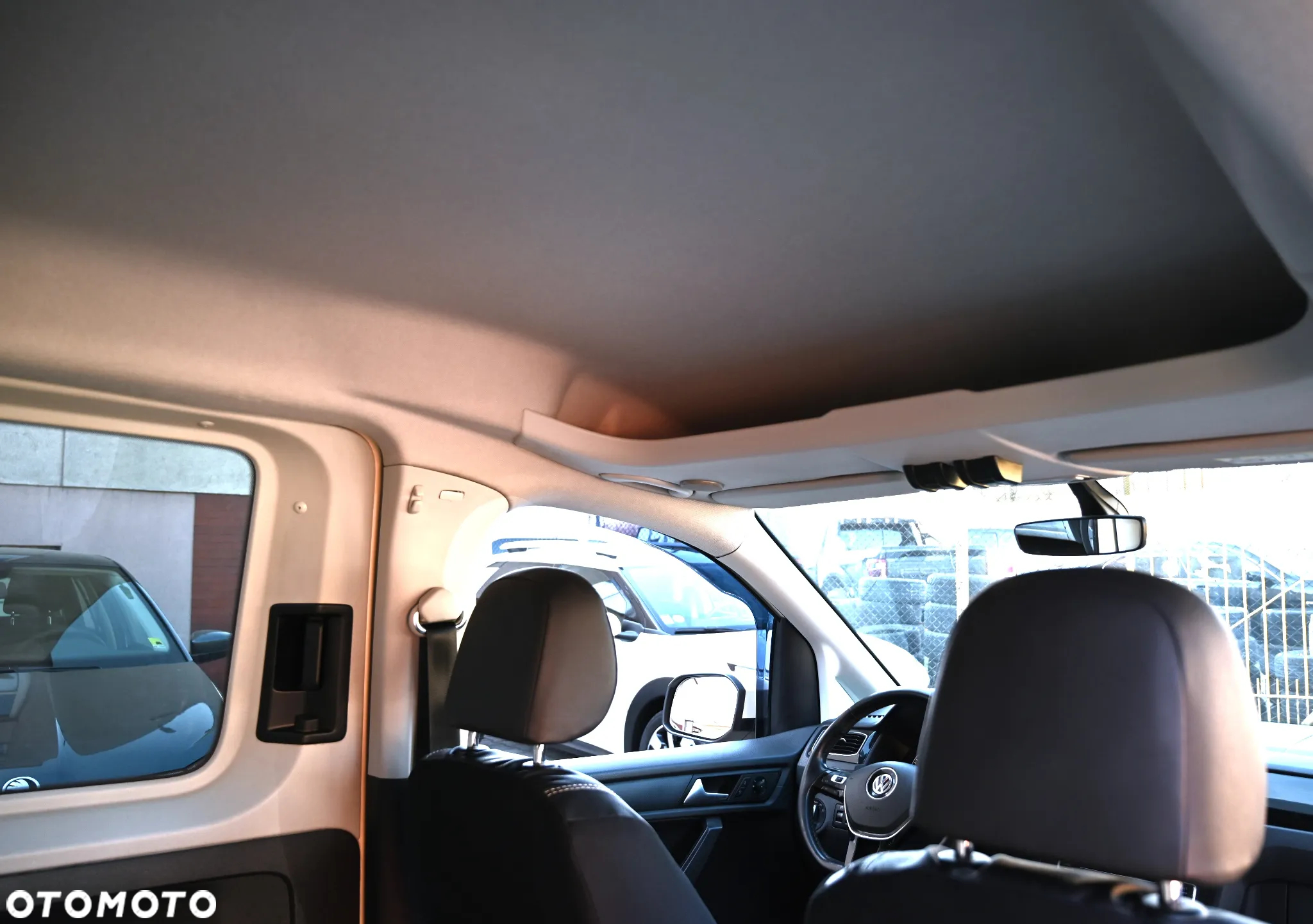 Volkswagen Caddy - 31