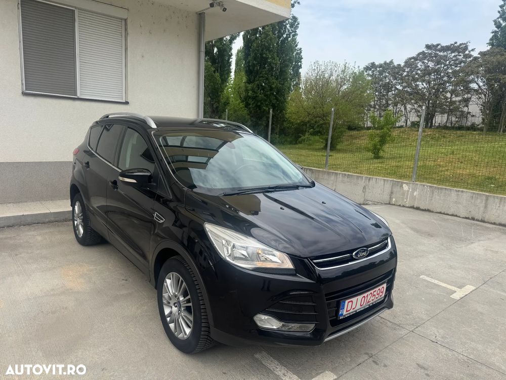 Ford Kuga 1.6 EcoBoost 2x4 Titanium - 1