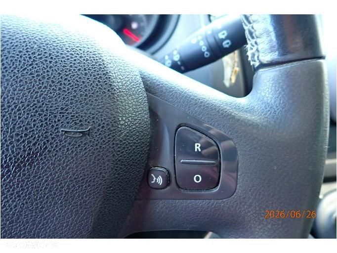 Renault Trafic - 11