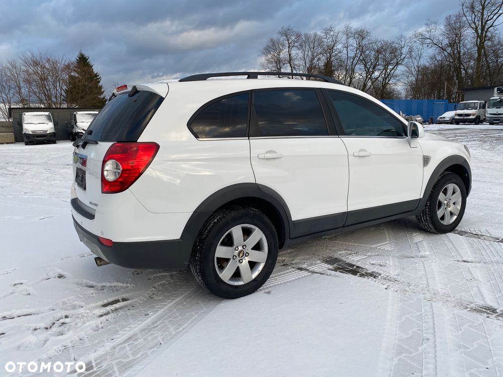 Chevrolet Captiva 2.4 2WD 7 Sitzer LS - 3