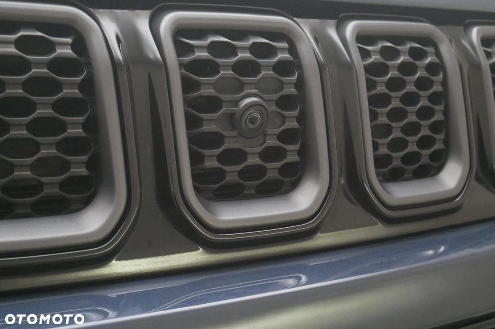 Jeep Compass - 21