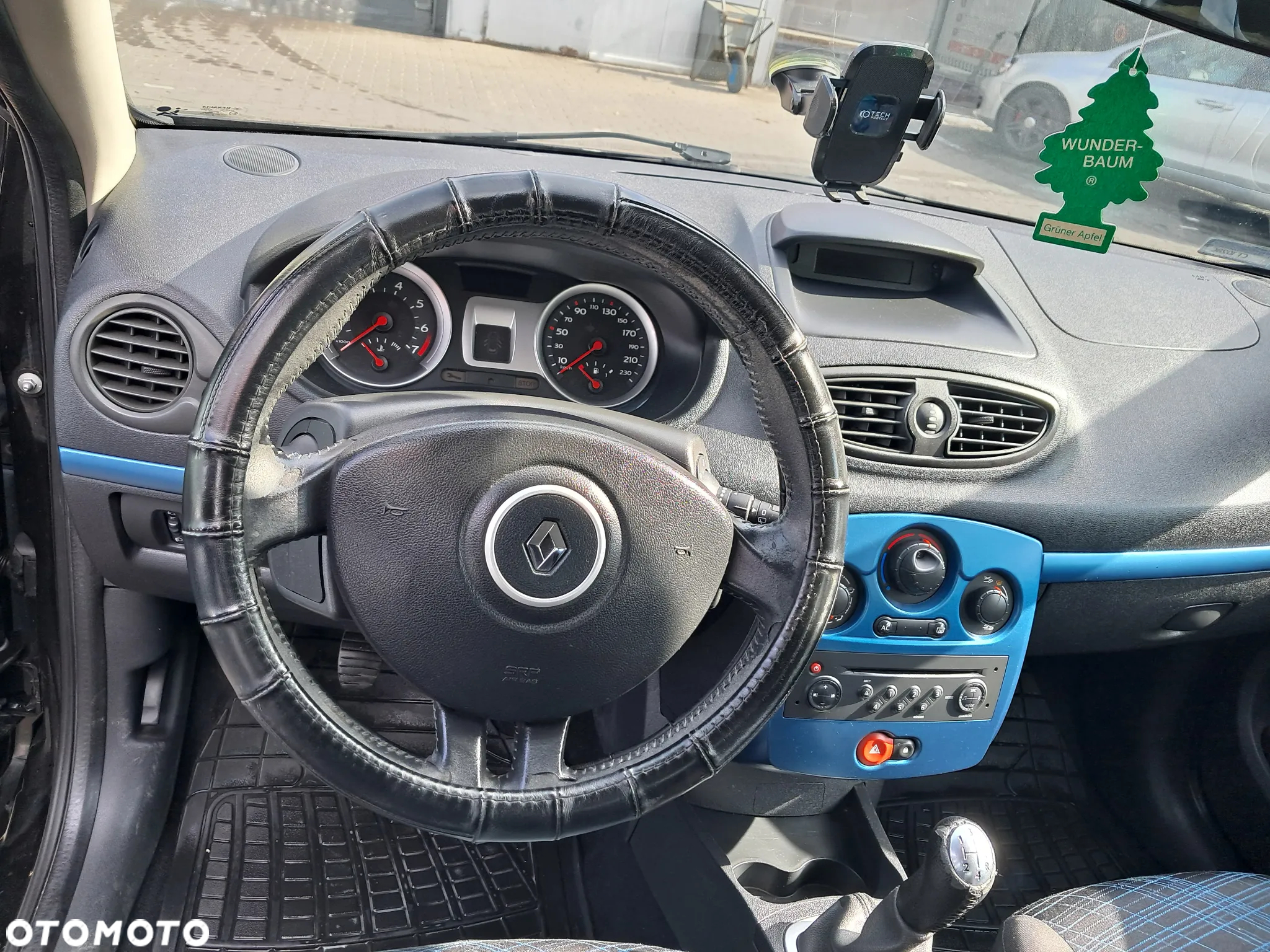 Renault Clio 1.2 16V Extreme - 3