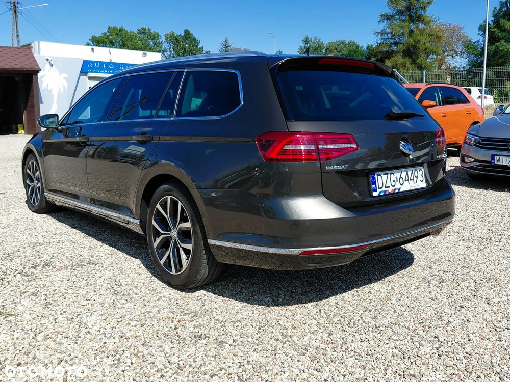 Volkswagen Passat 2.0 TDI (BlueMotion Technology) Highline - 4
