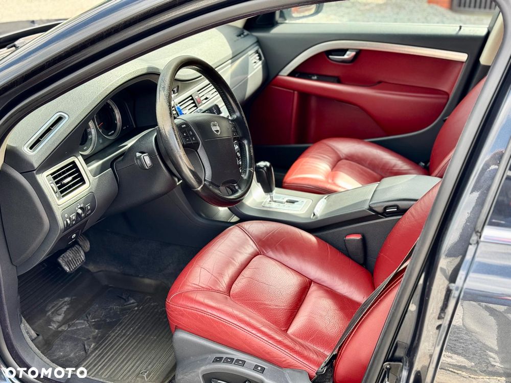 Volvo V70 2.5T Summum - 23