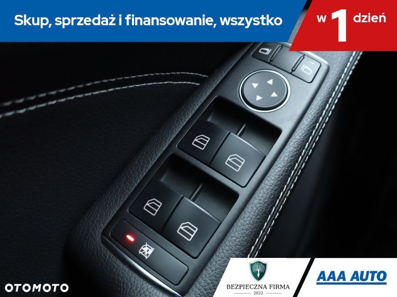 Mercedes-Benz GLA - 18