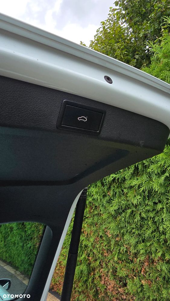 Skoda Octavia 2.0 TDI DSG Premium Edition - 18
