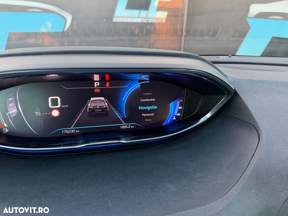 Peugeot 5008 BlueHDI 130 EAT8 Active Pack - 23