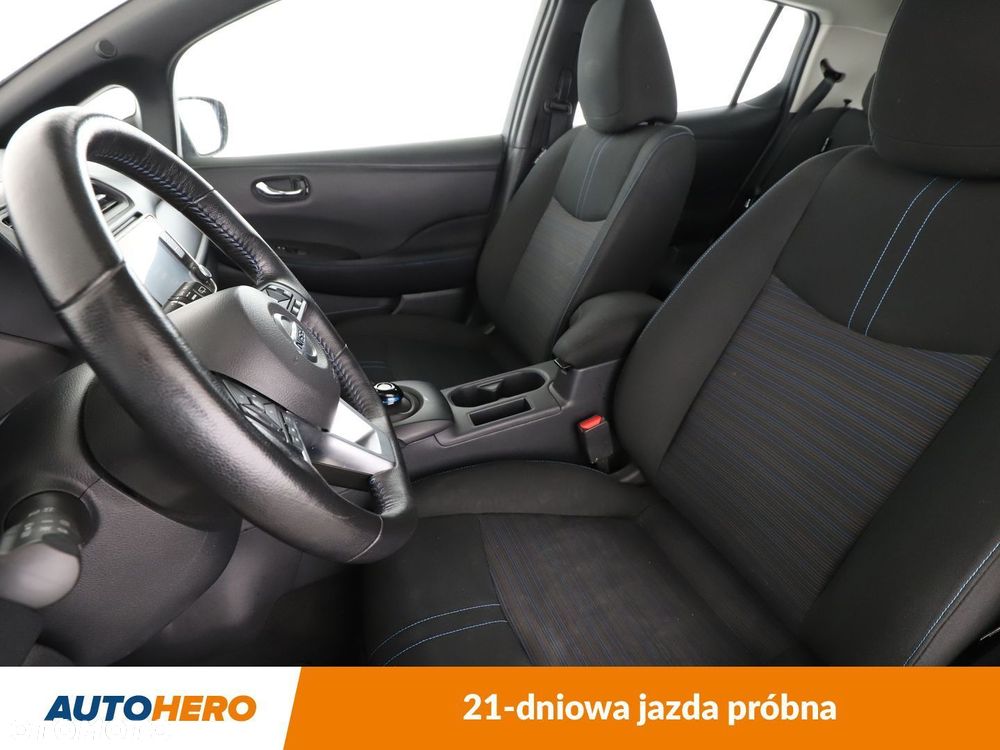 Nissan Leaf 40kWh Acenta (6.6 kW) - 11