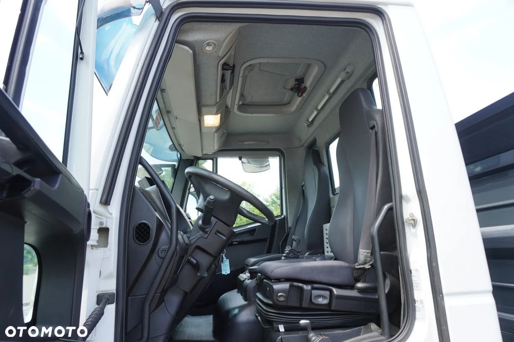 Iveco Eurocargo 120-250 4×2 / 90 tys. km / NOWA 3-stronna wywrotka_257786 - 24