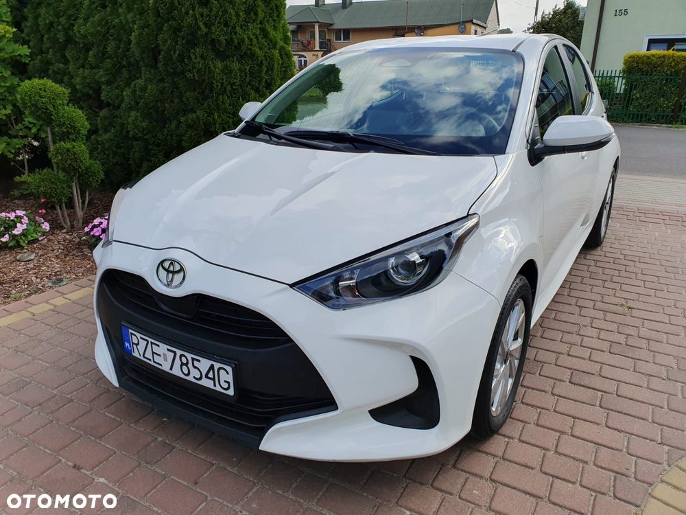 Toyota Yaris - 11