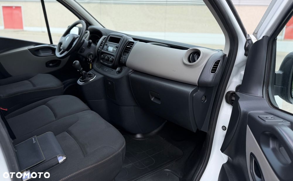 Renault TRAFIC L2H1 LONG 2016r 1.6 DCI 120KM - 25