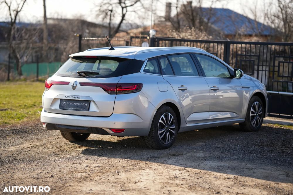 Renault Megane - 5