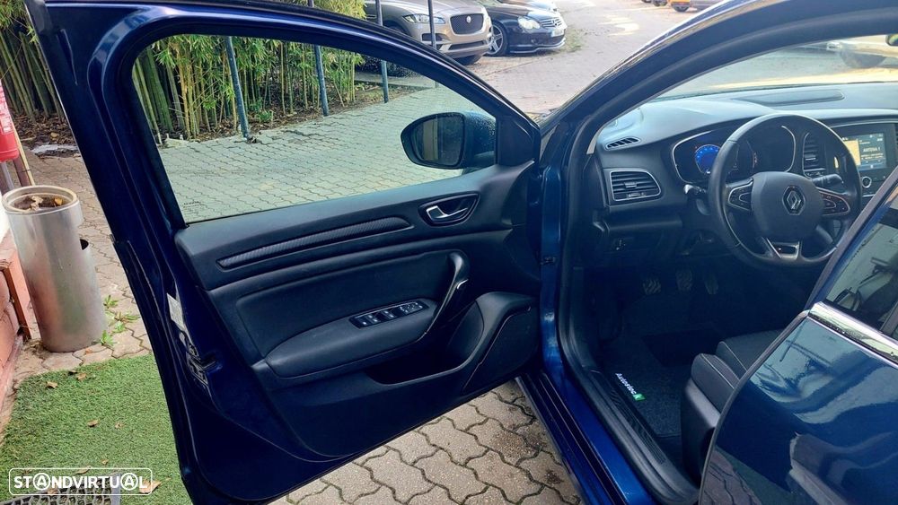 Renault Mégane 1.5 dCi Zen - 6