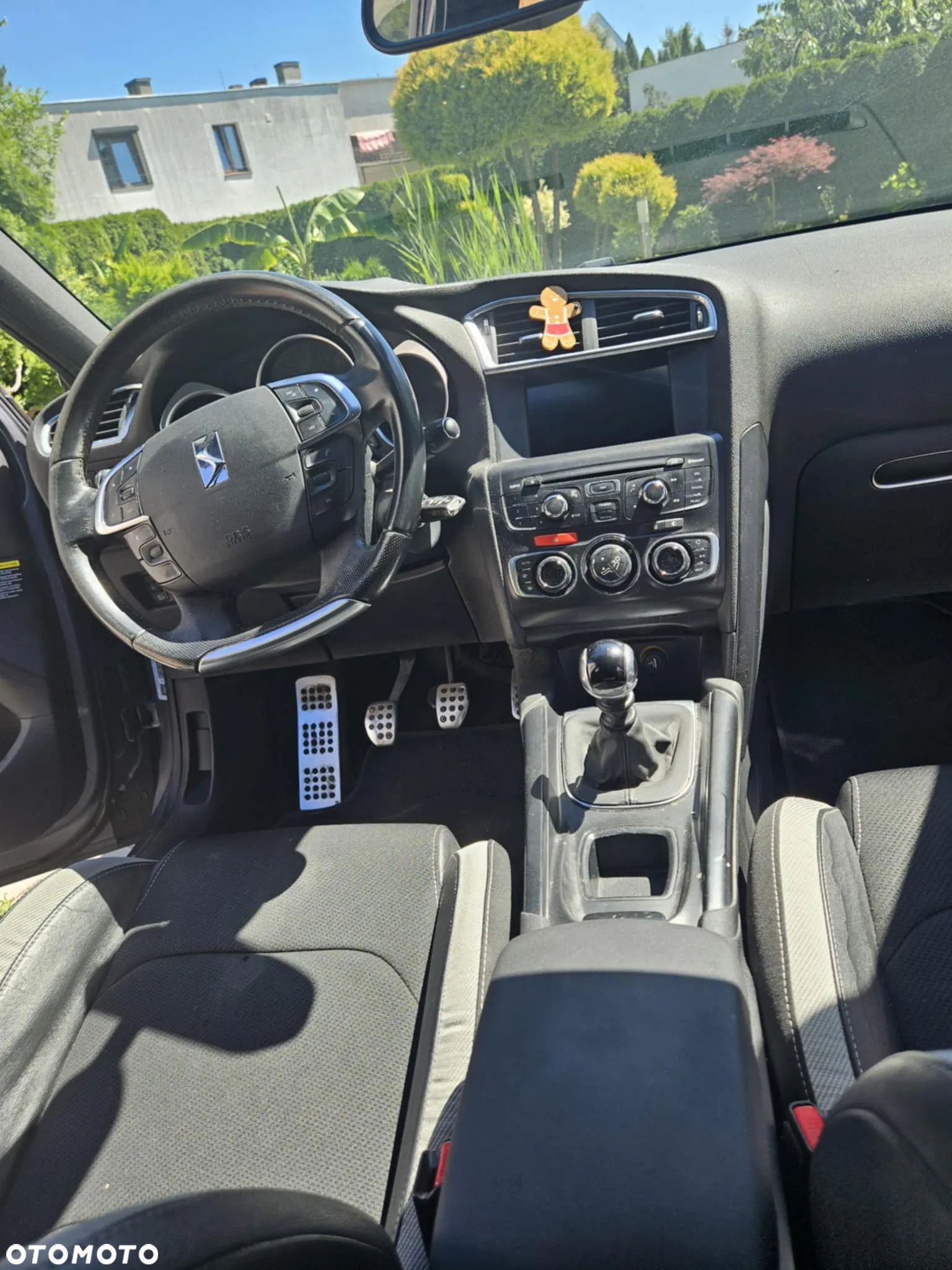 Citroën DS4 1.6 HDi SoChic - 9