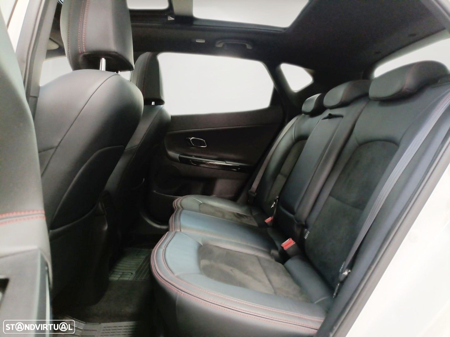 Kia Ceed 1.6 T-GDI GT TOP - 11