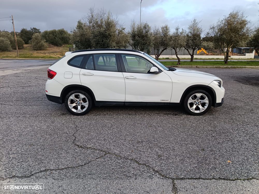 BMW X1 18 d sDrive - 1