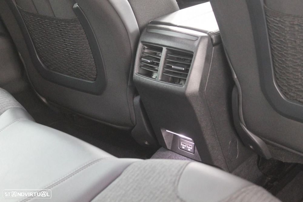 Peugeot 508 1.6 Hybrid Allure Pack e-EAT8 - 33