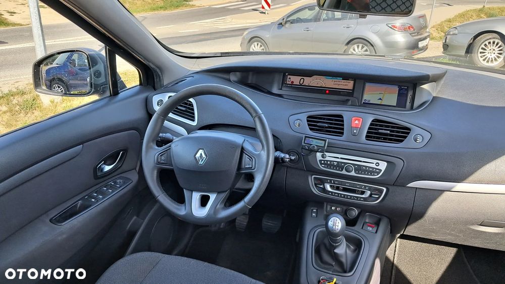 Renault Scenic 1.6 16V 110 TomTom Edition - 6