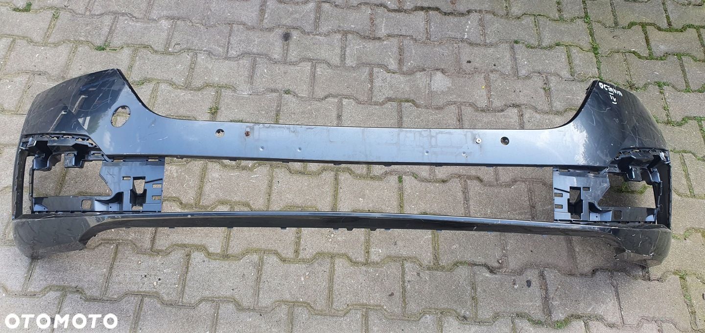 SKODA OCTAVIA IV ZDERZAK PRZÓD PRZEDNIA - 1