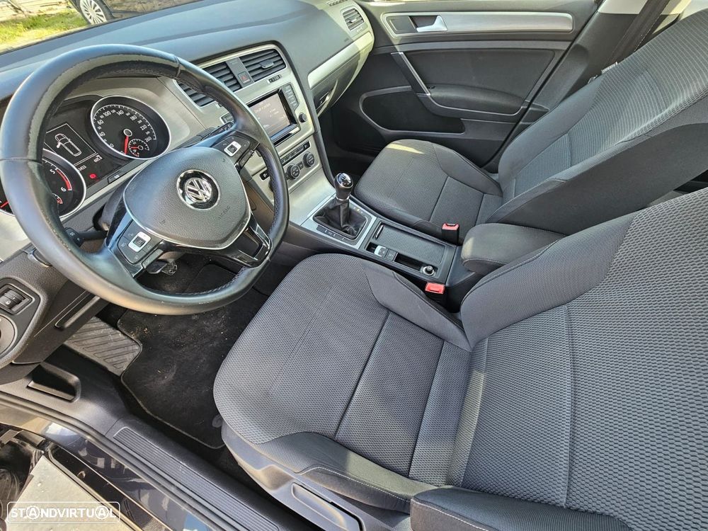 VW Golf Variant 1.6 TDi Confortline - 18