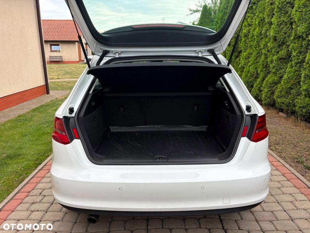 Audi A3 Sportback 1.2 TFSI S tronic Ambiente - 13