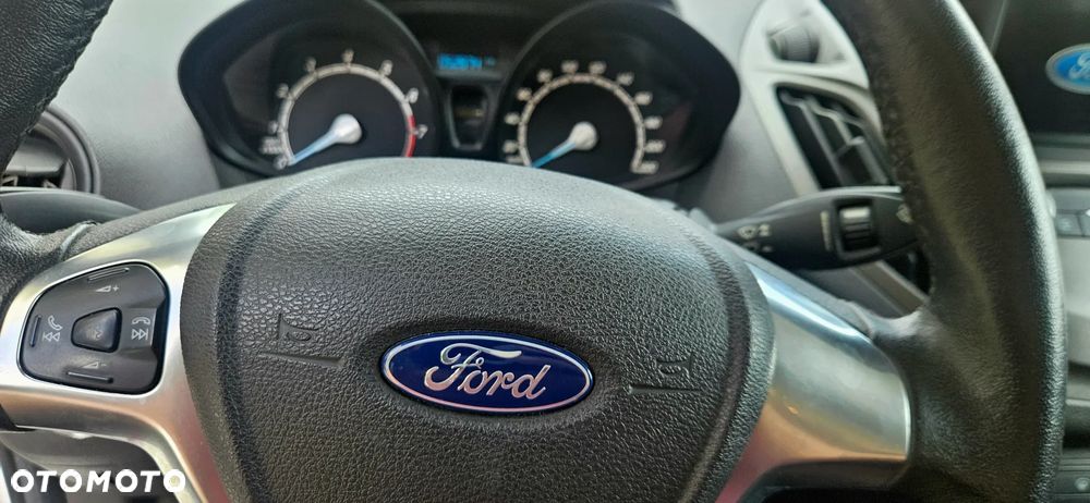 Ford Transit Courier Trend - 11