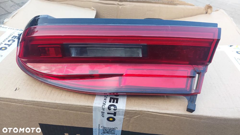 BMW 7 G11 LIFT LCI LAMPA W KLAPĘ PRAWA ORYGINALNA 9854644 EURO - 2