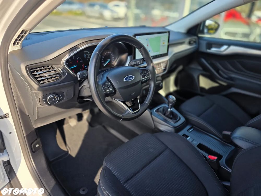 Ford Focus 1.0 EcoBoost Titanium Design - 14
