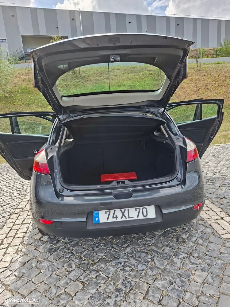 Renault Mégane 1.5 dCi Dynamique - 14