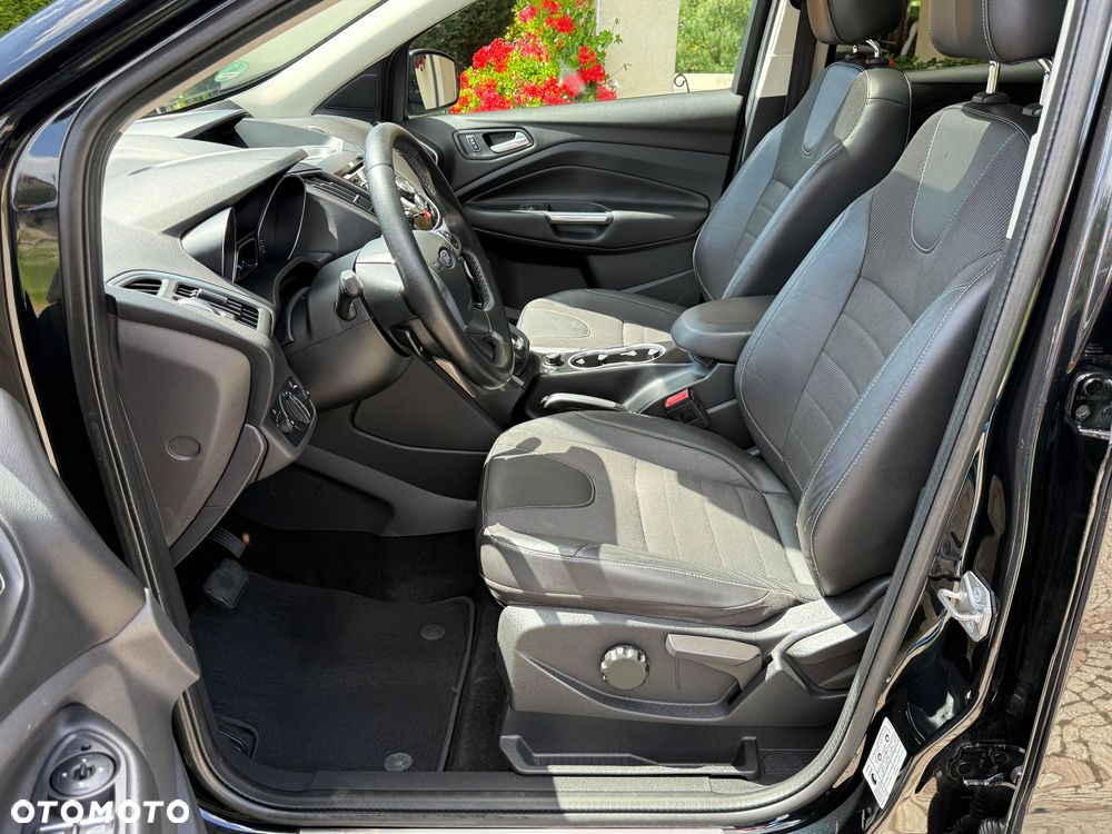 Ford Kuga 2.0 TDCi 4WD Titanium Plus - 17