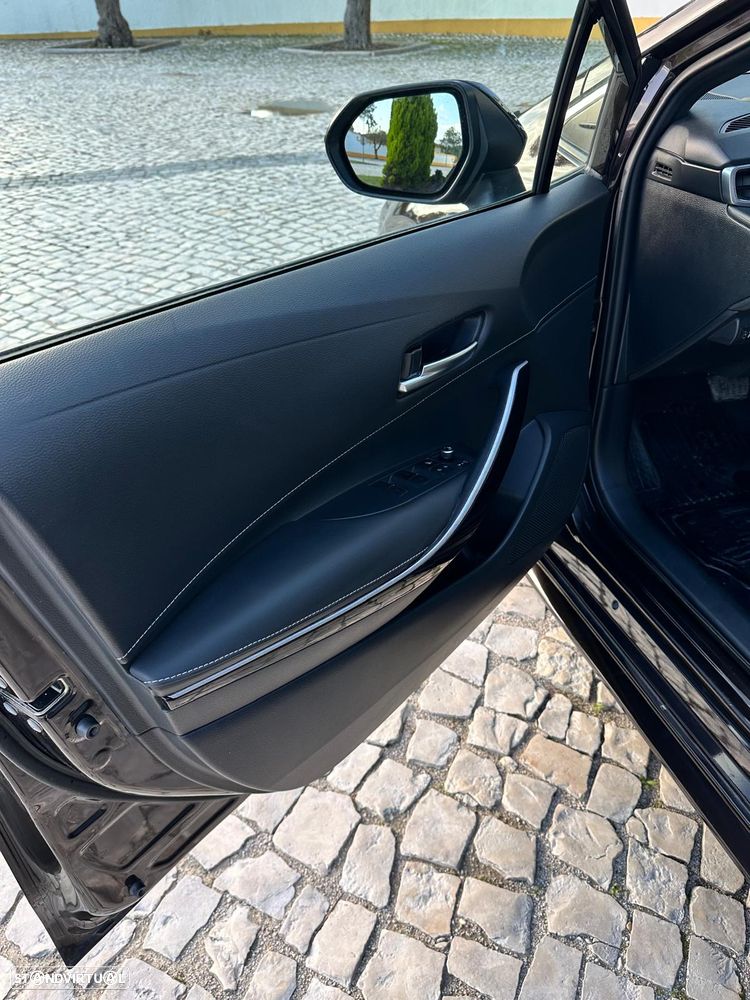 Toyota Corolla Touring Sports 1.8 Hybrid Comfort+P.Sport - 8